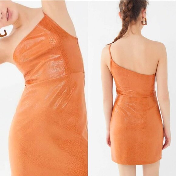 🦋 URBAN OUTFITTERS Brown Geri Snake Print One-Shoulder Strap Mini Dress Large - Picture 1 of 5